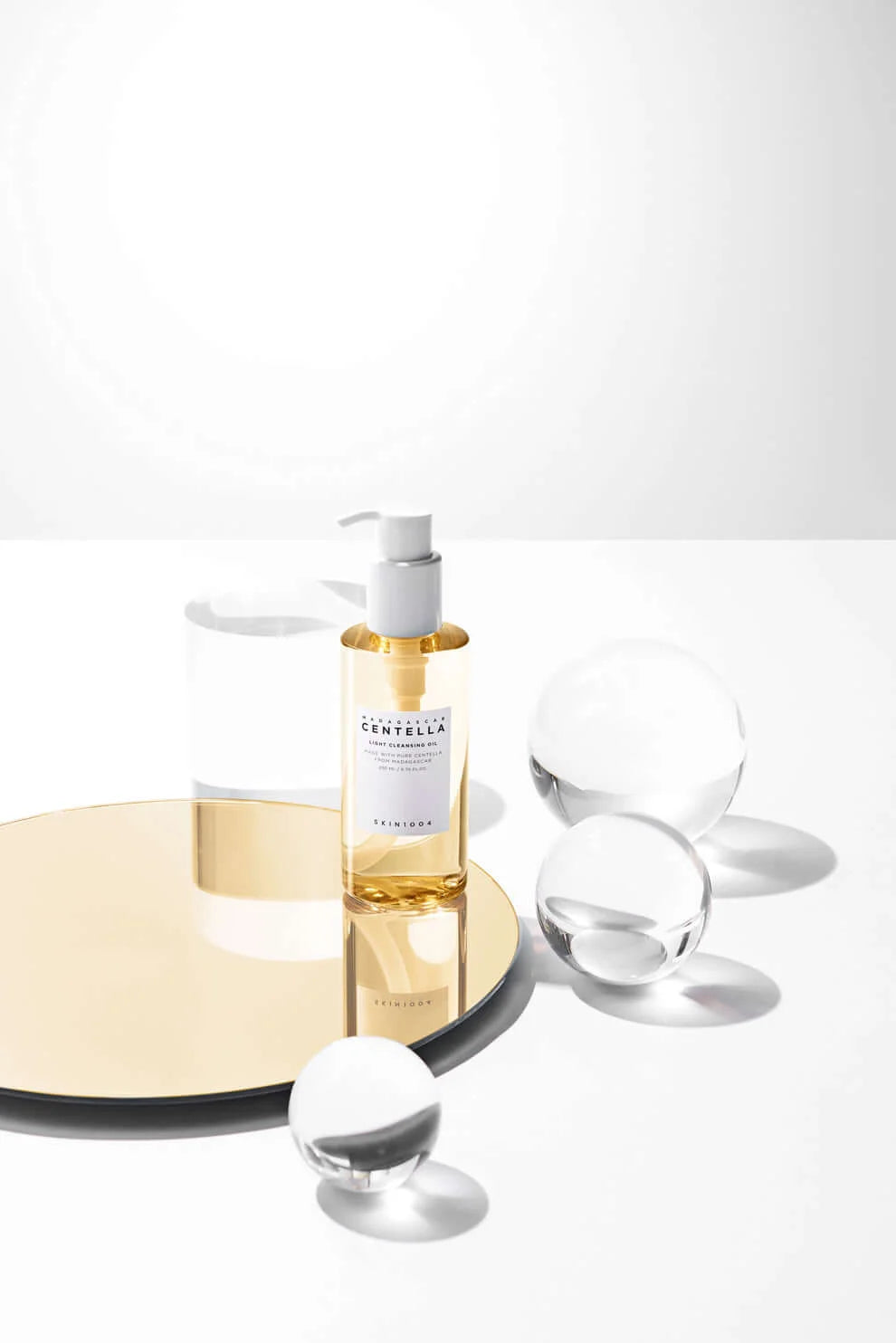 Limpiador en aceite - Light Cleansing Oil - 200ML- SKIN 1004